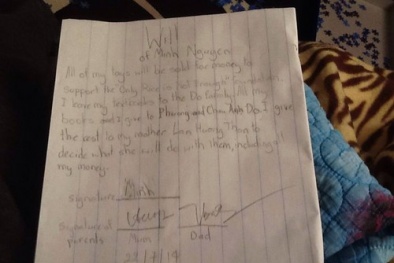 Xúc động đọc di chúc của em nhỏ để lại trước khi lên máy bay về Việt Nam