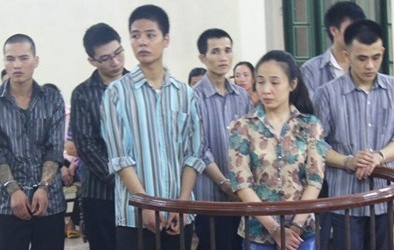 Băng bảo kê núp bóng tổ bốc xếp chợ Long Biên lĩnh án