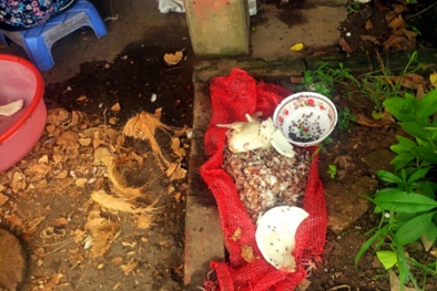 Mục sở thị công nghệ làm kem siêu… bẩn tại Thủ đô