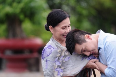 Hùng Thanh ra mắt album 'Vu Lan vắng mẹ' mùa báo hiếu