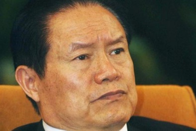 Tìm hiểu về gia tộc bí ẩn của Chu Vĩnh Khang