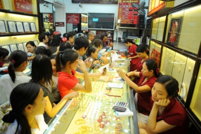 Giá vàng ngày 5/8: Giá vàng trong và ngoài nước đồng loạt giảm