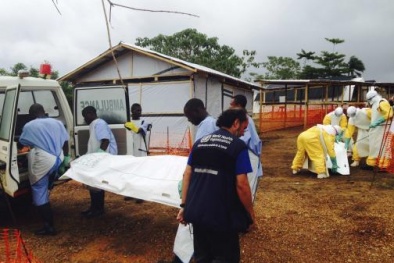 Thái Lan phát hiện 21 du khách nghi nhiễm dịch Ebola