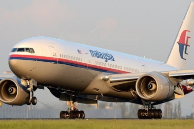 Tìm kiếm máy bay mất tích MH370: Malaysia 'lơ là' tìm kiếm MH370 vì MH17?