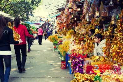 Mặt hàng vàng mã hút khách ngày lễ Vu Lan
