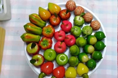 'Bánh tuổi thơ' hút khách