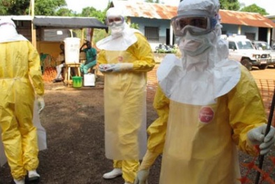 Tường trình từ tâm dịch Ebola với nỗi sợ hãi bao trùm