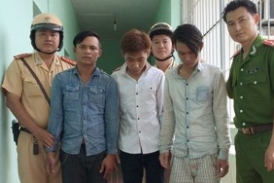 Truy đuổi gắt gao, CSGT TP.HCM bắt nóng 3 tên cướp tài sản