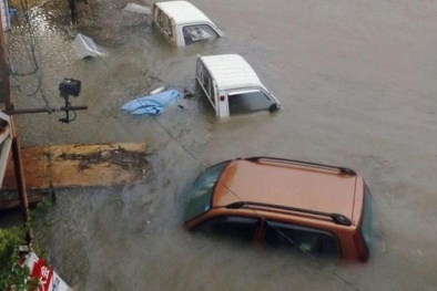 Nhật Bản sơ tán hơn 1 triệu dân tránh bão Hạ Long