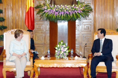 Tình hình Biển Đông ngày 13/8: Phó chủ tịch Ủy ban châu Âu phản đối 'đường lưỡi bò