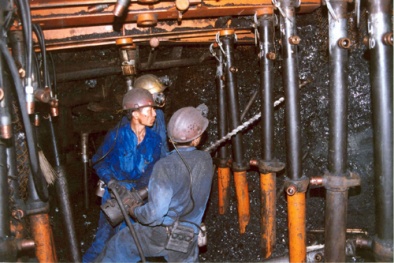 Australia trì trệ trong năng suất khai thác mỏ