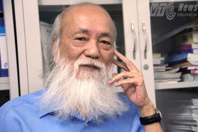 Bỏ 4000 tỷ làm sách giáo khoa điện tử: Lợi cho ai?