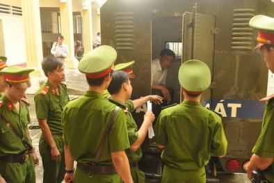 Xét xử vụ cảnh sát giao thông Suối Tre bắn 'sếp'