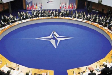 NATO: Nga bị chỉ trích vì cuộc khủng hoảng tại Ukraina