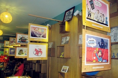 Độc đáo tranh biếm họa “Đâm mấy thằng gian bút chẳng tà”