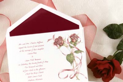 Té ngửa với những mẫu thiệp cưới “có một không hai”