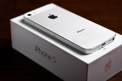 VinaPhone đổi pin iPhone 5 bị lỗi