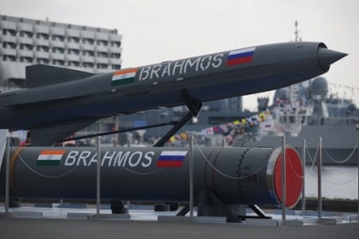 Ấn Độ muốn xuất khẩu tên lửa chống hạm BrahMos cho Việt Nam