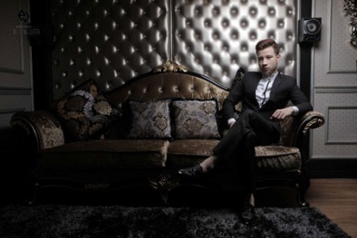 Phan Nguyễn ưu đãi vest nam mùa cưới