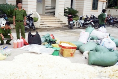 Kinh hãi găng tay bệnh viện vấy máu, nhà hàng dùng chế đồ ăn