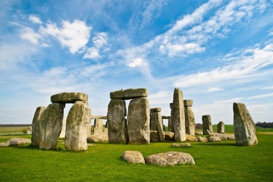Di tích bí ẩn bên dưới Stonehenge
