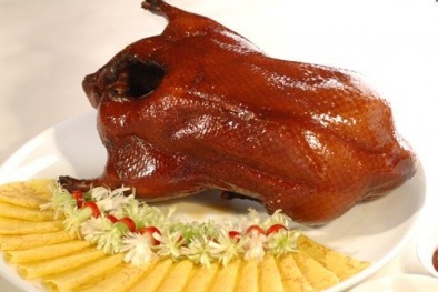 Mất mạng vì ăn vịt quay đường phố