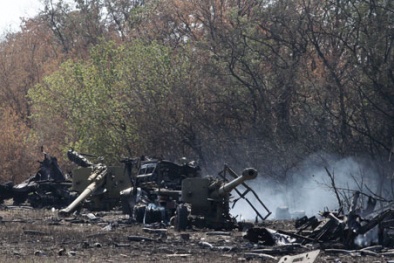  Tình hình Ukraine: Pháo kích lại diễn ra dữ dội tại miền đông Ukraine