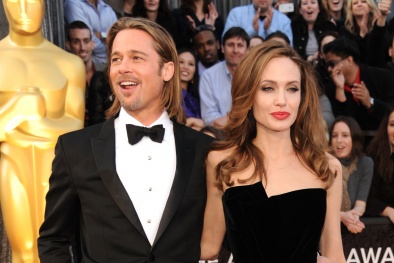 Hé lộ bí quyết tình dục viên mãn của Angelina Jolie và Brad Pitt