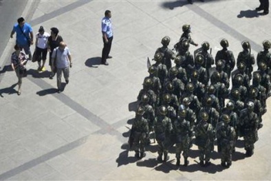 Đang điều tra vụ nổ hàng loạt ở Tân Cương làm ít nhất 2 người chết