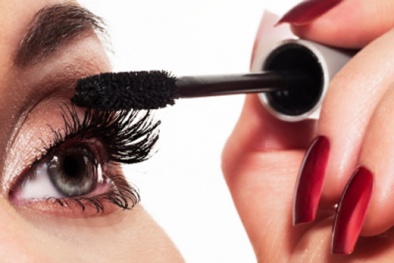 Mascara dễ gây nhiễm trùng mắt nghiêm trọng