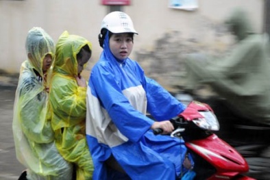 Thu hồi áo mưa trẻ em có nguy cơ gây nghẹt thở