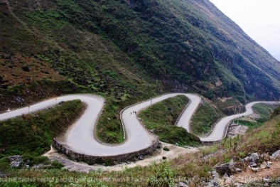 Nét đẹp chênh vênh trên từng cung đường Tây Bắc