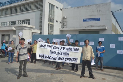 TPHCM: Công nhân phải đi đòi nợ ông chủ