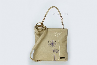 'Hot' cùng trào lưu túi xách cao cấp giá bèo