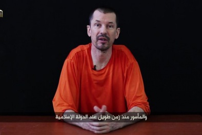 ISIS tung video mới của con tin người Anh John Cantlie
