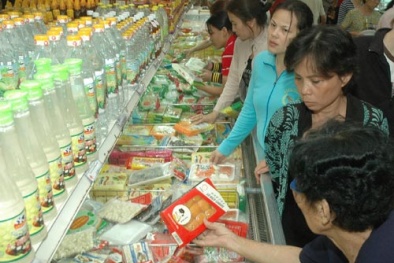 Walmart Trung Quốc bán đồ ăn sẵn kém chất lượng
