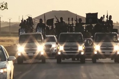 IS vượt qua các cuộc không kích và ngày càng đáng sợ