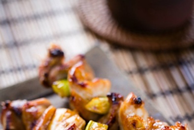 Cách làm món gà xiên nướng hấp dẫn cho buổi tối cuối tuần