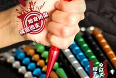 Nữ sinh Trung Quốc ráo riết mua các thiết bị tự vệ và học võ