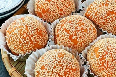 Cách làm món bánh rán vừng giòn rụm, nóng hổi