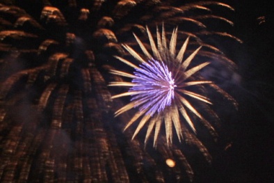 Hà Nội lung linh sắc màu pháo hoa chào mừng Giải phóng Thủ đô