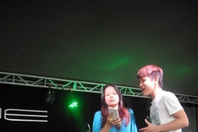 Thái Ngân The X-Factor lần đầu tiên hát cùng Song Tú