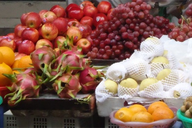 Tiết lộ động trời của người bán hoa quả chợ Long Biên