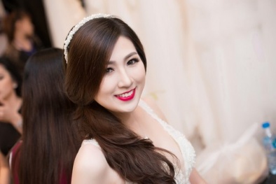 Á hậu Dương Tú Anh hóa cô dâu kiêu kỳ trong show diễn thời trang cưới