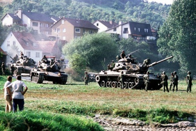 Bên bờ vực chiến tranh hạt nhân