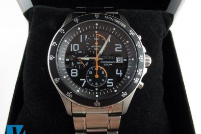 Cách phân biệt đồng hồ Seiko chính hãng