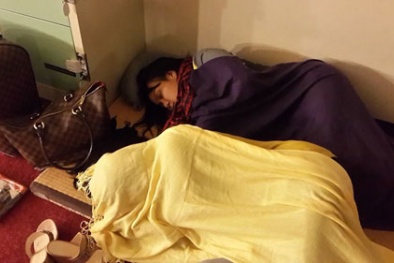 Chuyến lưu diễn 'bão táp' của nghệ sĩ Việt