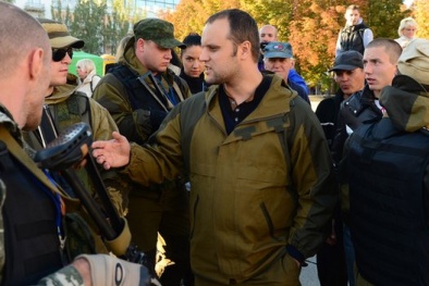 Tình hình Ukraine: Thủ lĩnh quân ly khai bị thương nặng sau khi trúng phục kích