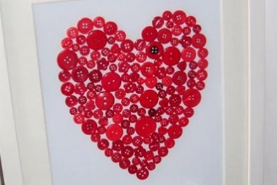 Cách làm bức tranh cúc áo tặng bạn gái nhân ngày 20/10