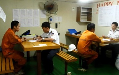 Đề nghị Bộ Công an điều tra vụ tàu Sunrise 689 bị cướp biển tấn công